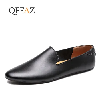 QFFAZ Итальянская летняя обувь Мужские повседневные лоферы из натуральной кожи роскошного бренда, мужские дышащие туфли-лодочки, мокасины без застежки.