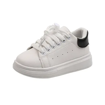 Весенняя новинка 2023, детская модная Мягкая белая спортивная обувь для мальчиков, Студенческие легкие кроссовки на шнуровке в корейском стиле для девочек, Универсальные