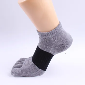 Новые толстые хлопчатобумажные мужские носки с пятью пальцами, Зимние осенние носки с носком, Впитывающие пот, Дышащие хлопчатобумажные спортивные мужские носки
